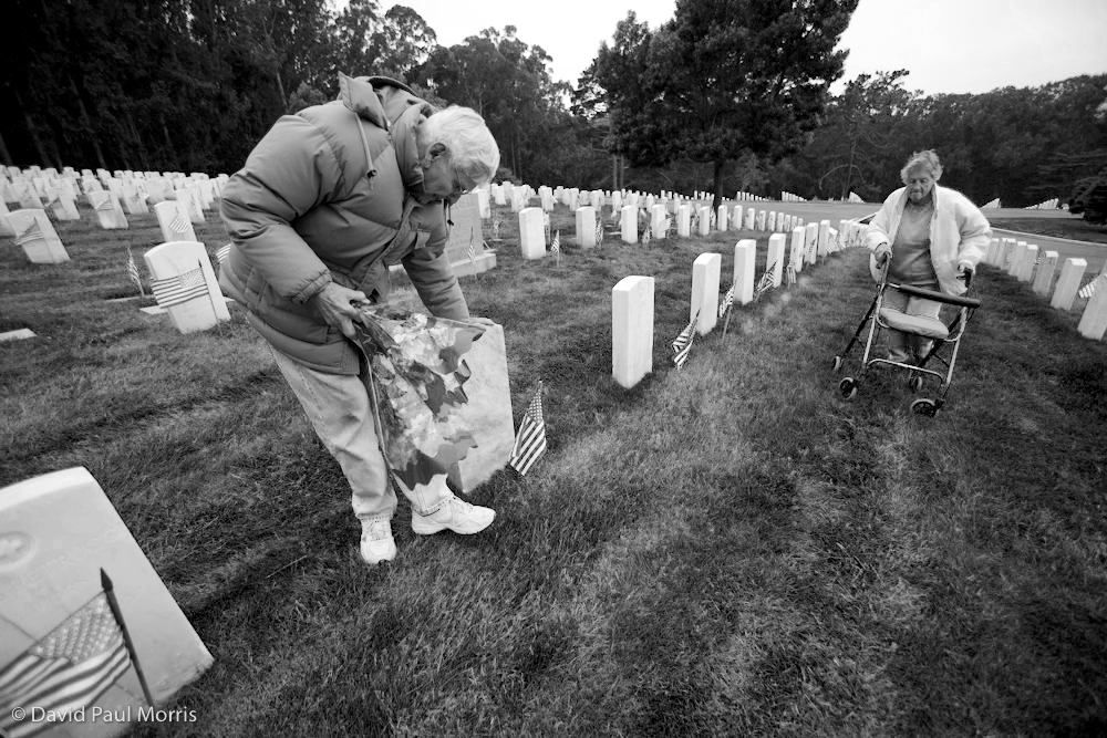 20090523DPM010_memorial.jpg 86 year old Charles W. Long and his wife Pauline, 82 make the trip to come and visit the grave of her father, Pvt Harry C. Wright from California.